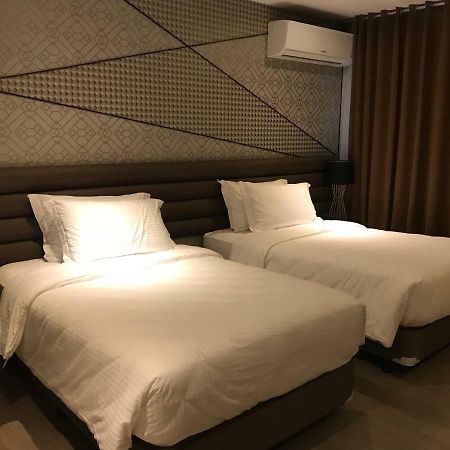 Maxx Hotel Ortigas Pasig City Extérieur photo